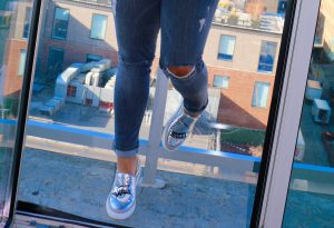 black fashion blogger