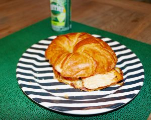 black fashion blogger