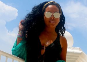 black fashion blogger