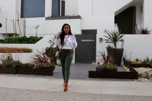 black fashion blogger