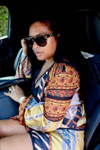 black fashion blogger