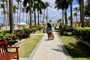 black fashion blogger