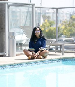 black fashion blogger