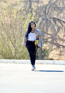 black fashion blogger