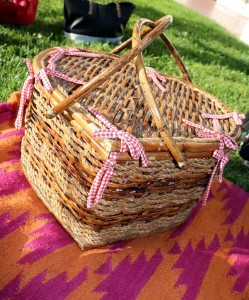 heart shaped picnic basket